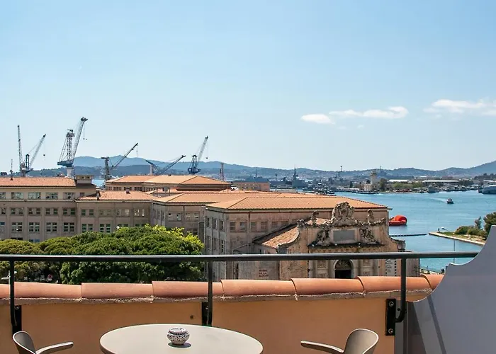 L'Eautel Toulon Centre Port